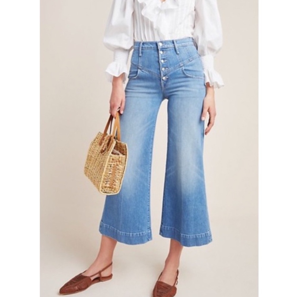 MOTHER Swooner Roller Yoke Crop Flare Jean